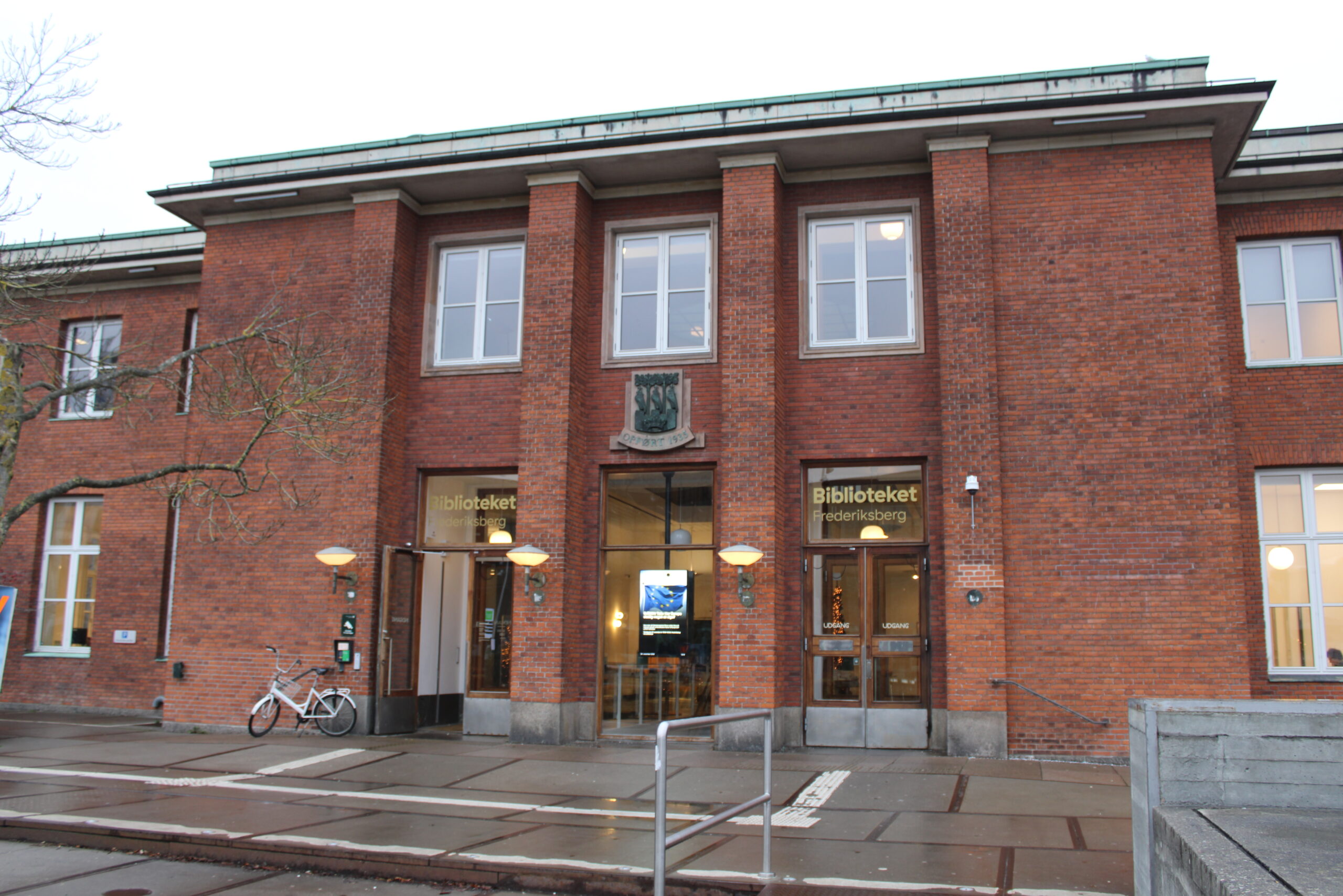 Facadefoto - Frederiksberg Bibliote